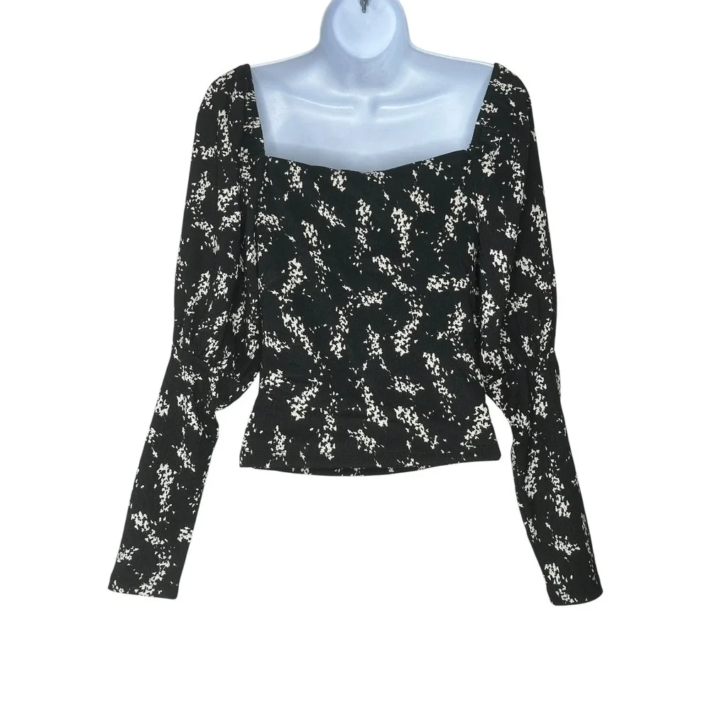 Anthropologie Blouse XS Black Floral Sweetheart Puff Sleeve Twist Front Romantic